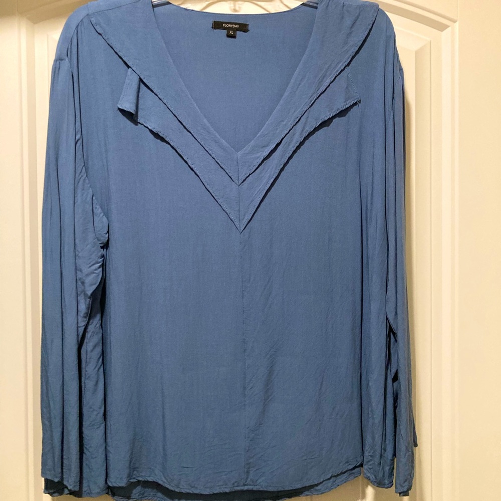 Blouse - Womens FLORYDAY, in a beautiful steel blue (washed never worn)